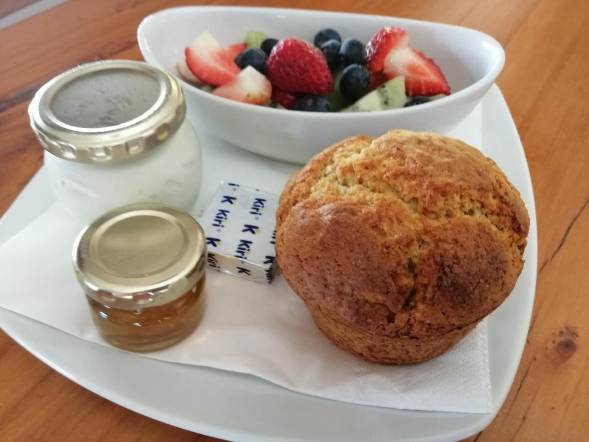 14 Mount Joy Hotel Книсна Екстериор снимка